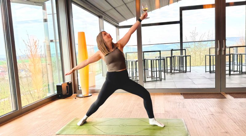 YOGA UND WEIN
